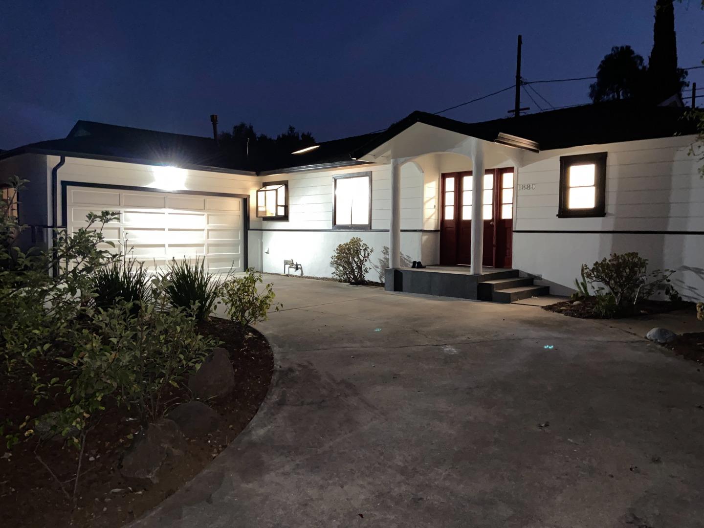 1880 Granger Avenue Los Altos, CA 94024 - Photo 3 of 26