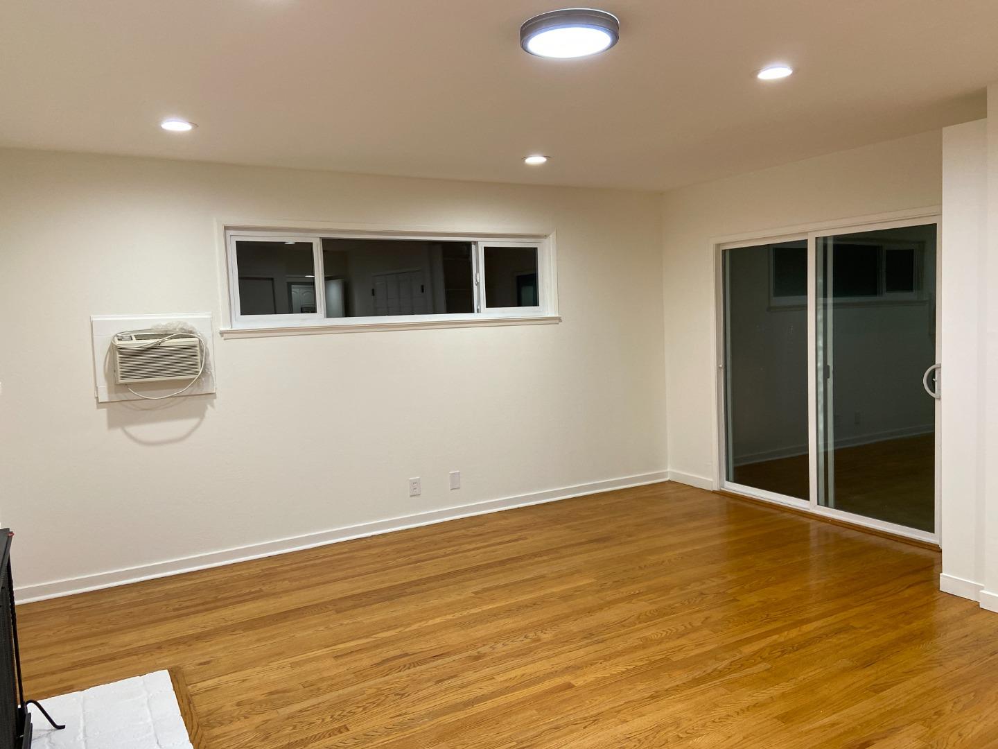 1880 Granger Avenue Los Altos, CA 94024 - Photo 10 of 26