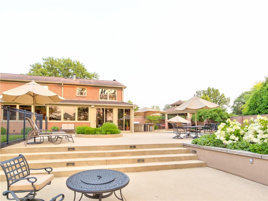 4360 North Riverside Drive Columbus, IN 47203 - Photo 5 of 53