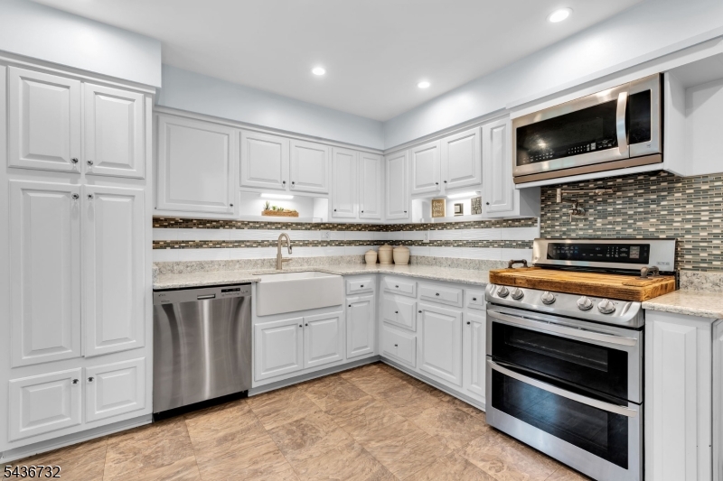 19 McCann Mill Road Califon, NJ 07830 - Photo 16 of 44