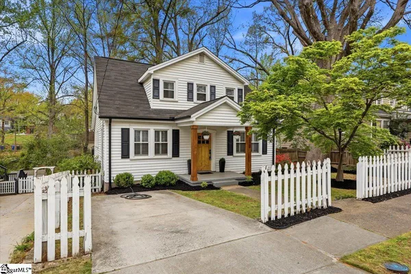 $489,900 | 212 Briarcliff Drive, Greenville, SC 29607