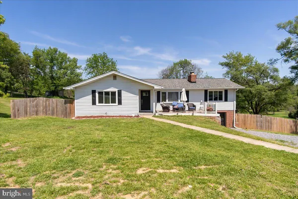 $575,000 | 14731 Harrisville Road, Mount Airy, MD 21771