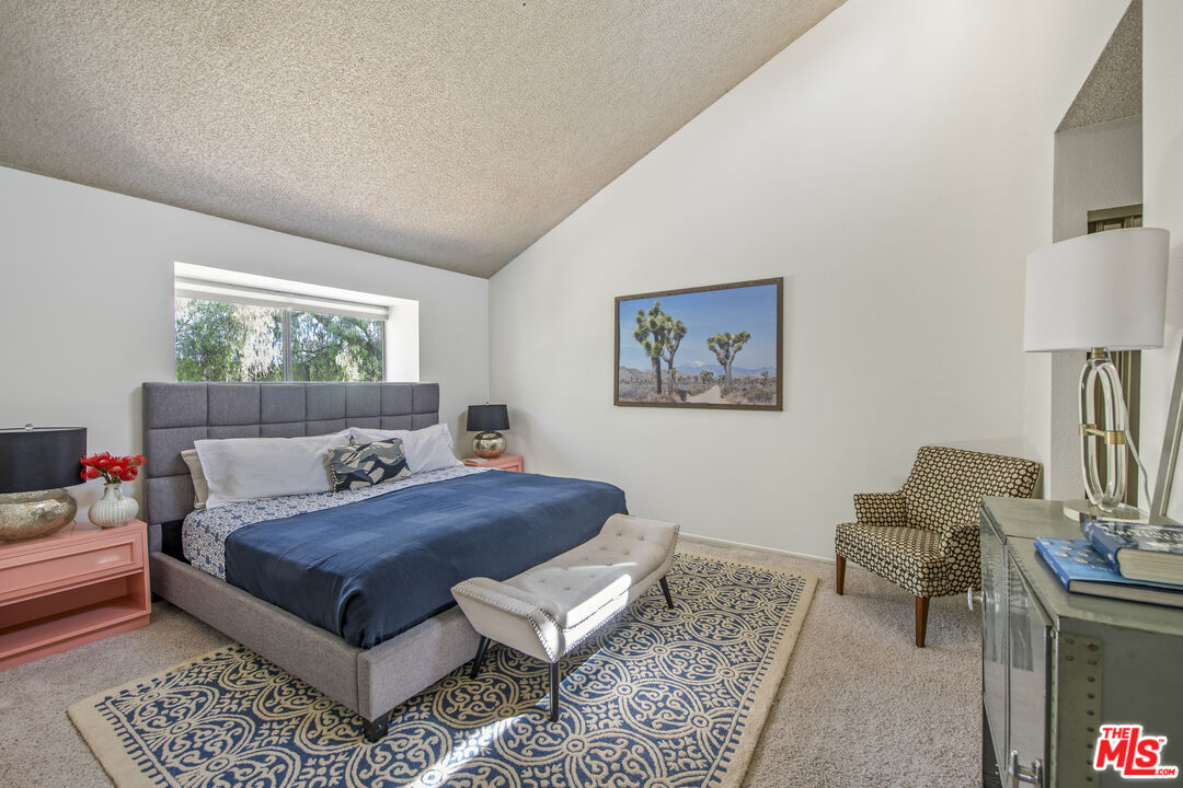31313 The Old Road, Unit A Castaic, CA 91384 - Photo 14 of 36 Gallery Image 14