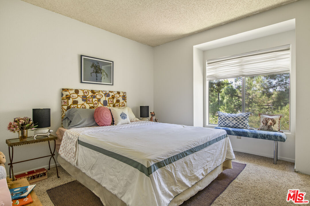 31313 The Old Road, Unit A Castaic, CA 91384 - Photo 19 of 36 Gallery Image 19
