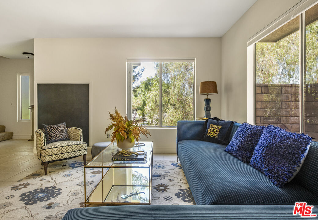 31313 The Old Road, Unit A Castaic, CA 91384 - Photo 3 of 36 Gallery Image 3