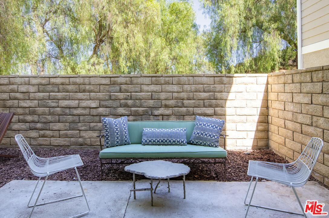 31313 The Old Road, Unit A Castaic, CA 91384 - Photo 33 of 36 Gallery Image 33