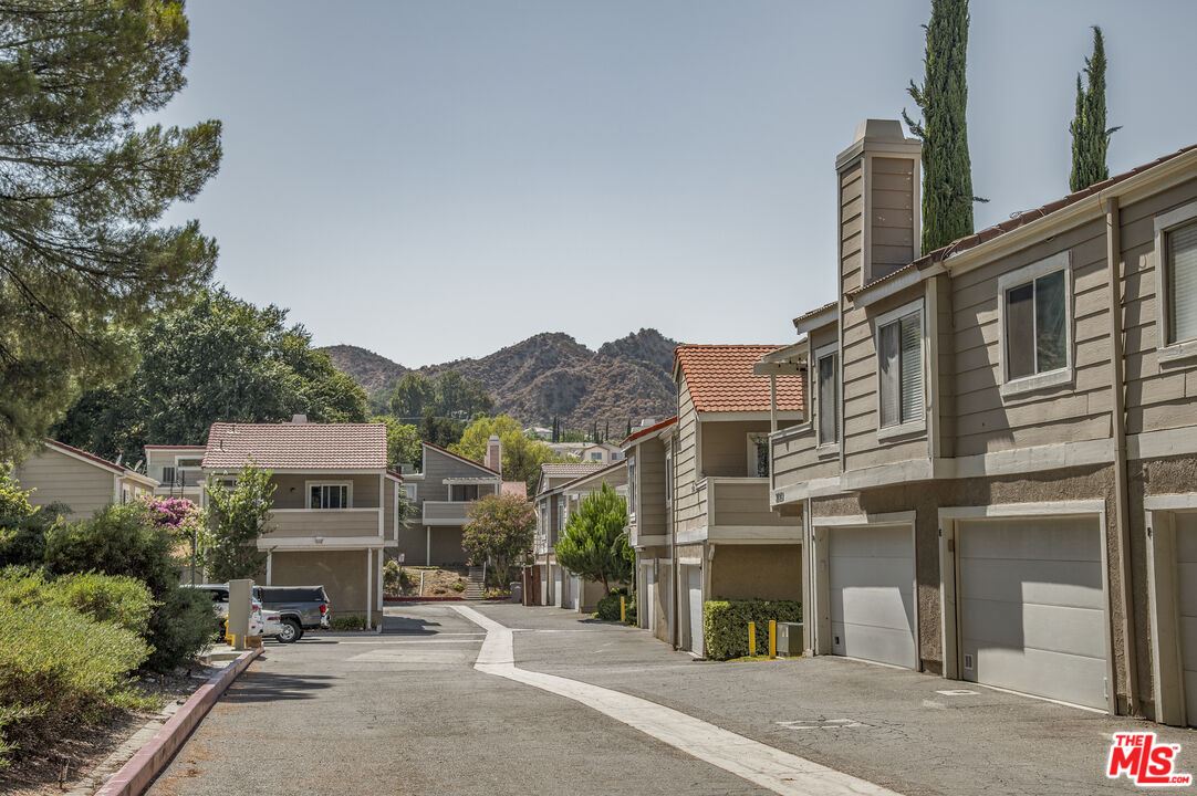 31313 The Old Road, Unit A Castaic, CA 91384 - Photo 36 of 36 Gallery Image 36