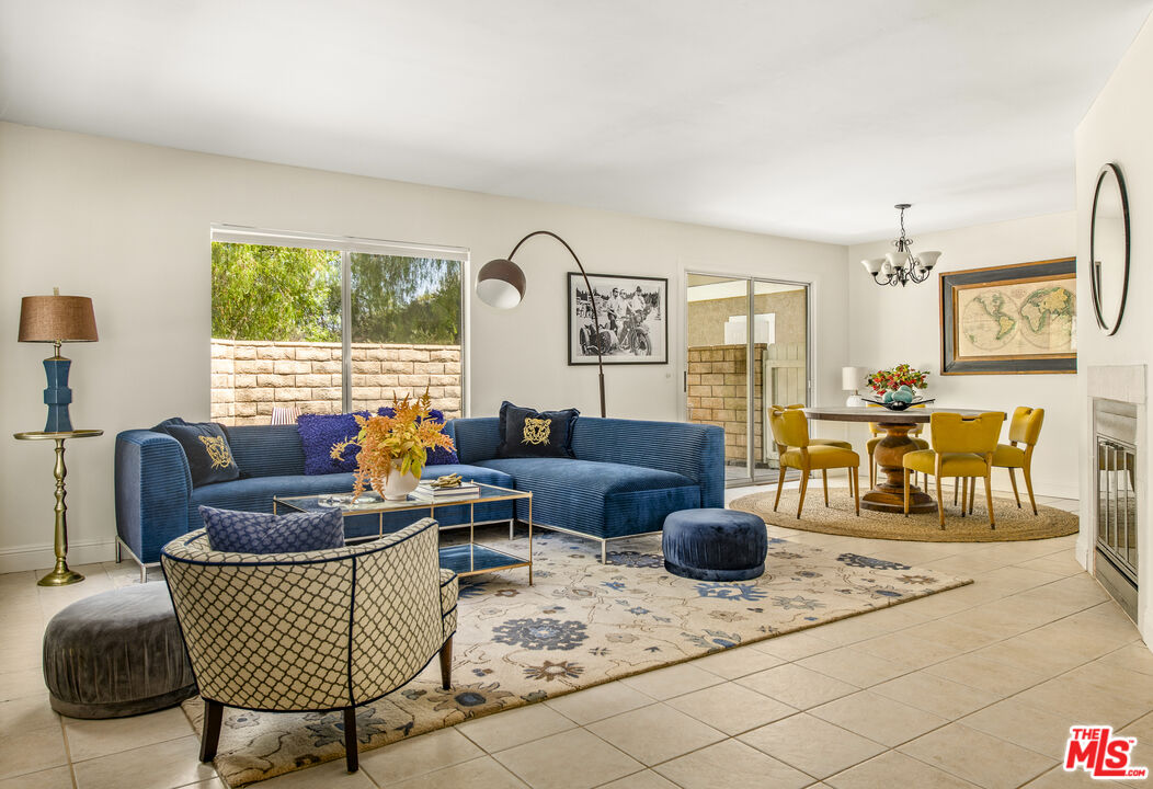 31313 The Old Road, Unit A Castaic, CA 91384 - Photo 4 of 36 Gallery Image 4