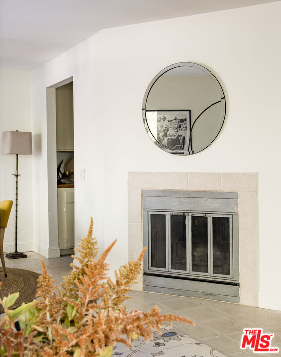 31313 The Old Road, Unit A Castaic, CA 91384 - Photo 6 of 36 Gallery Image 6