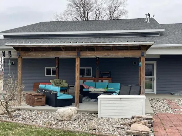 $1,100,000 | 6523 Clinton Trail, Clarksville, MI 48815