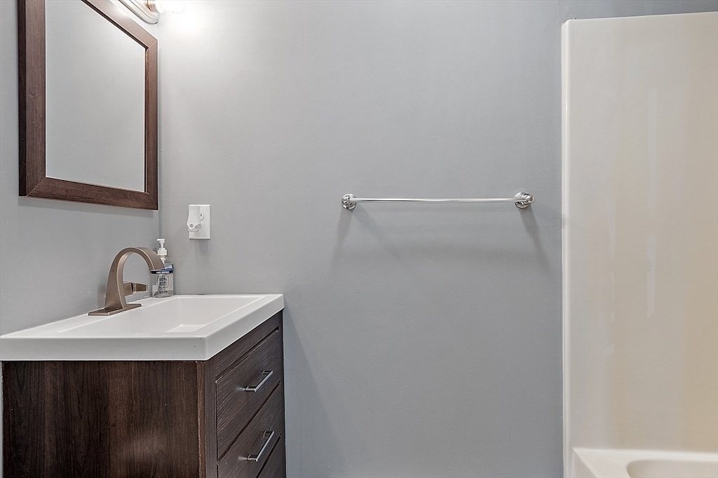 11 Gibbs Street, Unit 12A Worcester, MA 01607 - Photo 7 of 11 Gallery Image 7