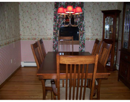 24 Rosen Road Dedham, MA 02026 - Photo 4 of 8 Gallery Image 4