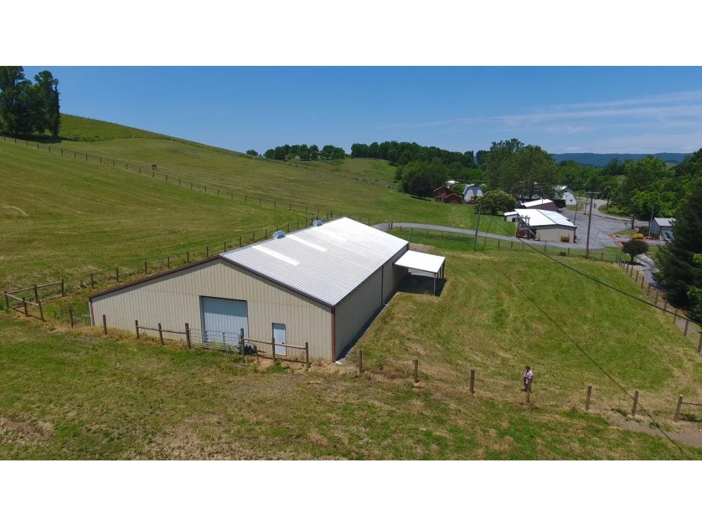 296 Packing House Road Chilhowie, VA 24319 - Photo 27 of 36 Photo 27