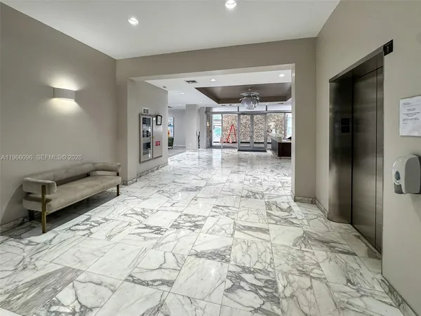 $2,250 | 9225 Collins Avenue, Unit 609, Surfside, FL 33154