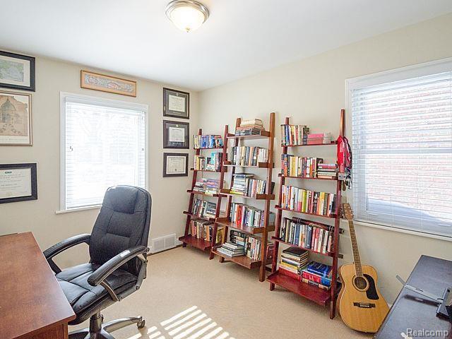 18160 Beverly Road Franklin, MI 48025 - Photo 19 of 38 30_16.jpg