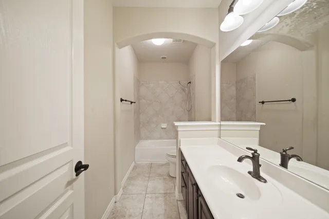 $2,900 | 1515 Ralston Branch Way, Sugar Land, TX 77479