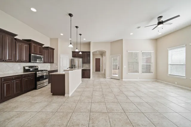 $2,900 | 1515 Ralston Branch Way, Sugar Land, TX 77479