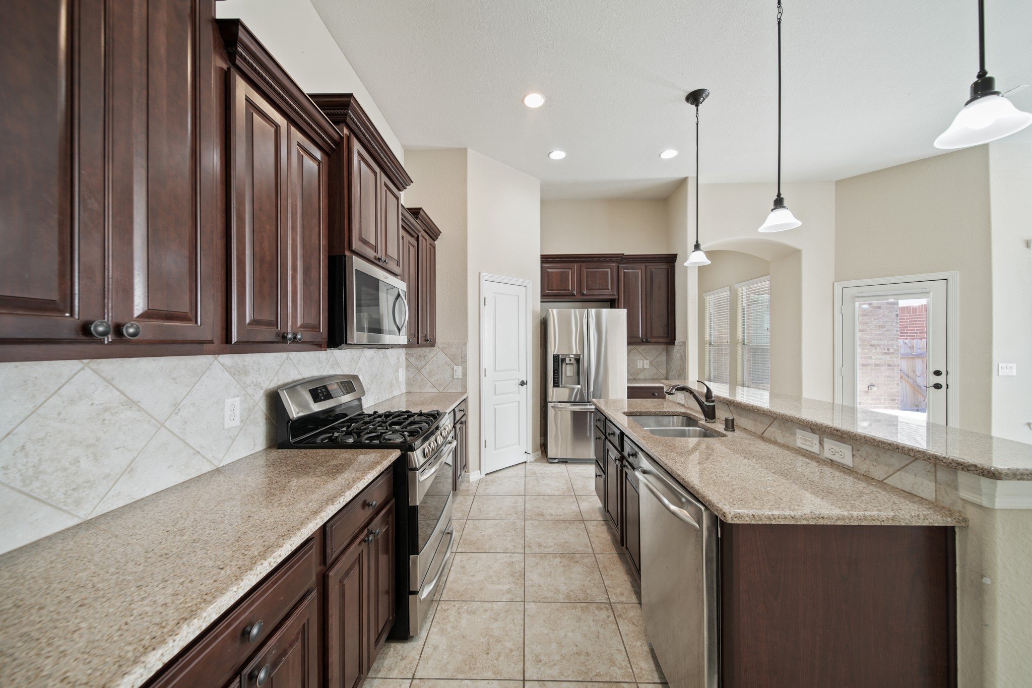 1515 Ralston Branch Way Sugar Land, TX 77479 - Photo 9 of 26