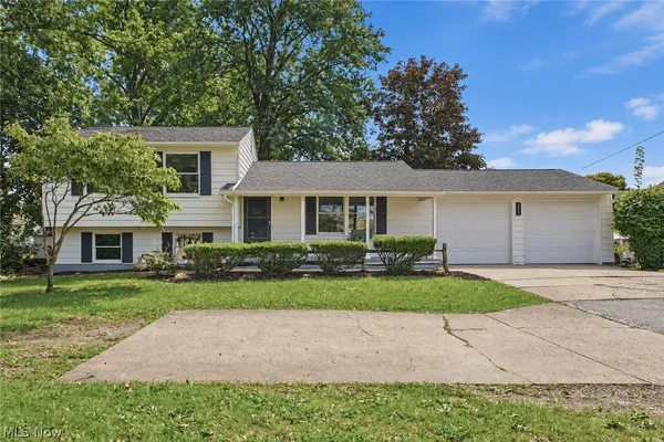 $239,900 | 4845 New Road, Austintown, OH 44515
