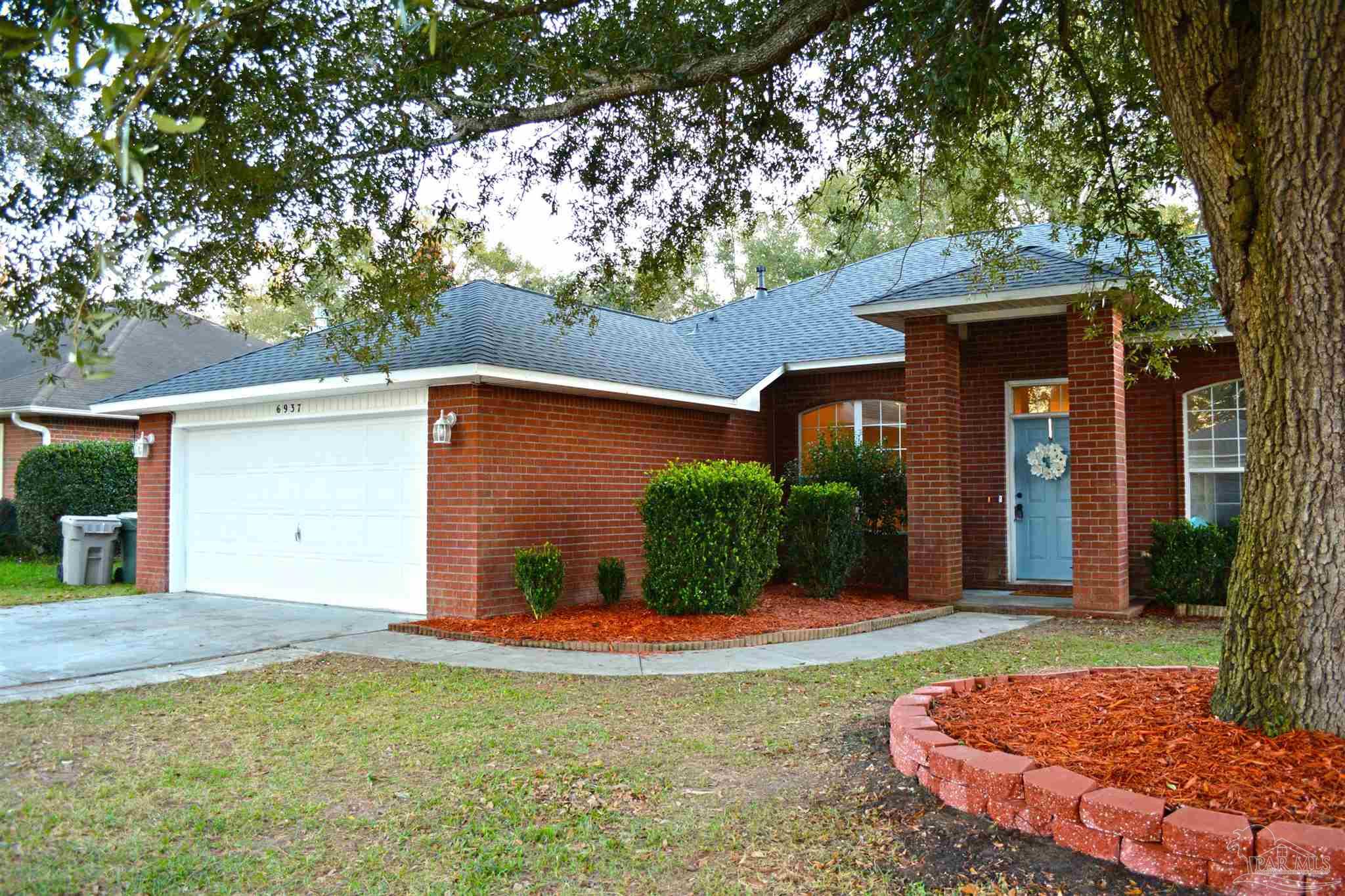6937 Raburn Road Pensacola, FL 32526 - Photo 2 of 22 Gallery Image 2