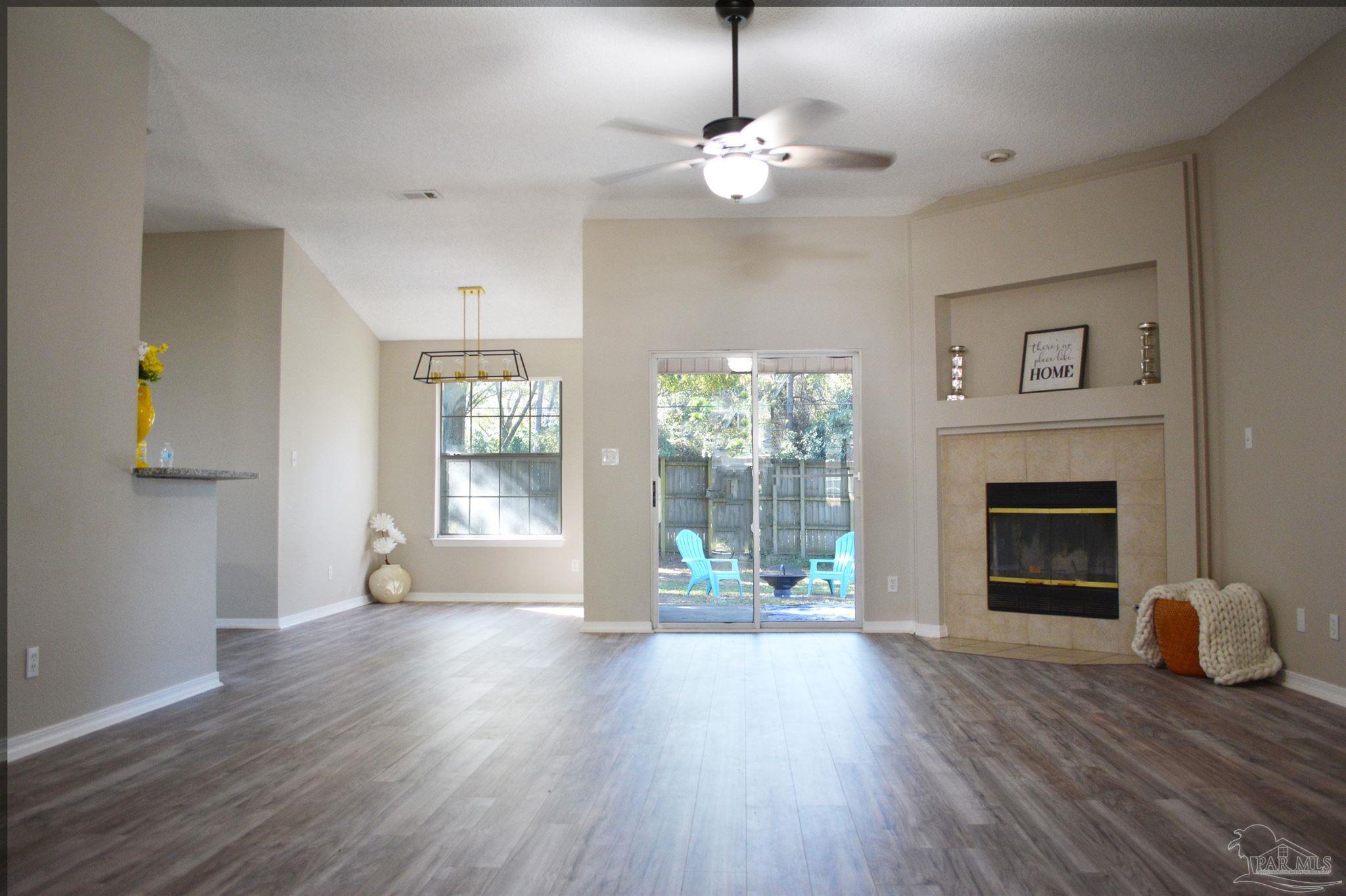 6937 Raburn Road Pensacola, FL 32526 - Photo 4 of 22 Gallery Image 4