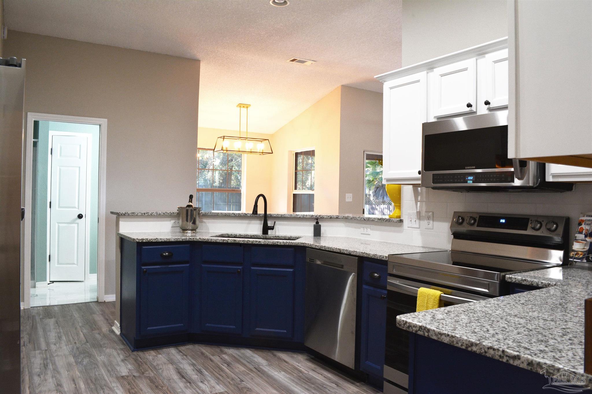 6937 Raburn Road Pensacola, FL 32526 - Photo 9 of 22 Gallery Image 9