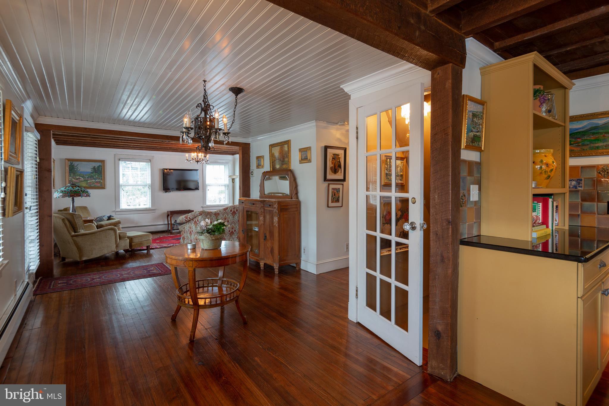 94 Old York Road New Hope, PA 18938 - Photo 3 of 34 Foyer