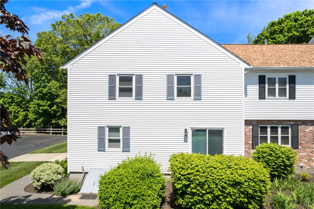 2970 Mendon Road, Unit 90 Cumberland, RI 02864 - Photo 3 of 29 Right side