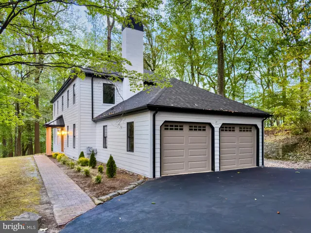 $899,000 | 11 Oak Lane, Malvern, PA 19355
