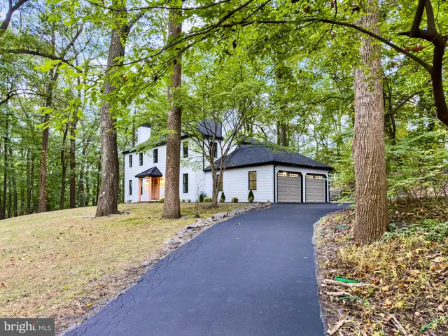 $899,000 | 11 Oak Lane, Malvern, PA 19355