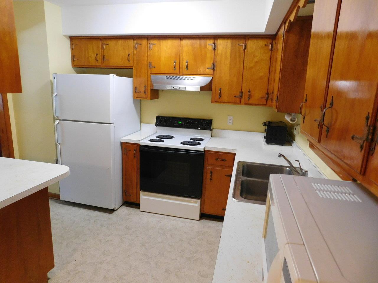 4156 South Brownell Road Williston, VT 05495 - Photo 6 of 23