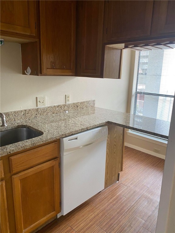 3115 Helms Street, Unit 209 Austin, TX 78705 - Photo 12 of 33