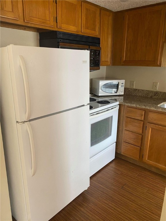 3115 Helms Street, Unit 209 Austin, TX 78705 - Photo 15 of 33