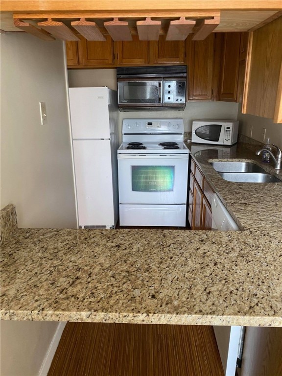 3115 Helms Street, Unit 209 Austin, TX 78705 - Photo 9 of 33