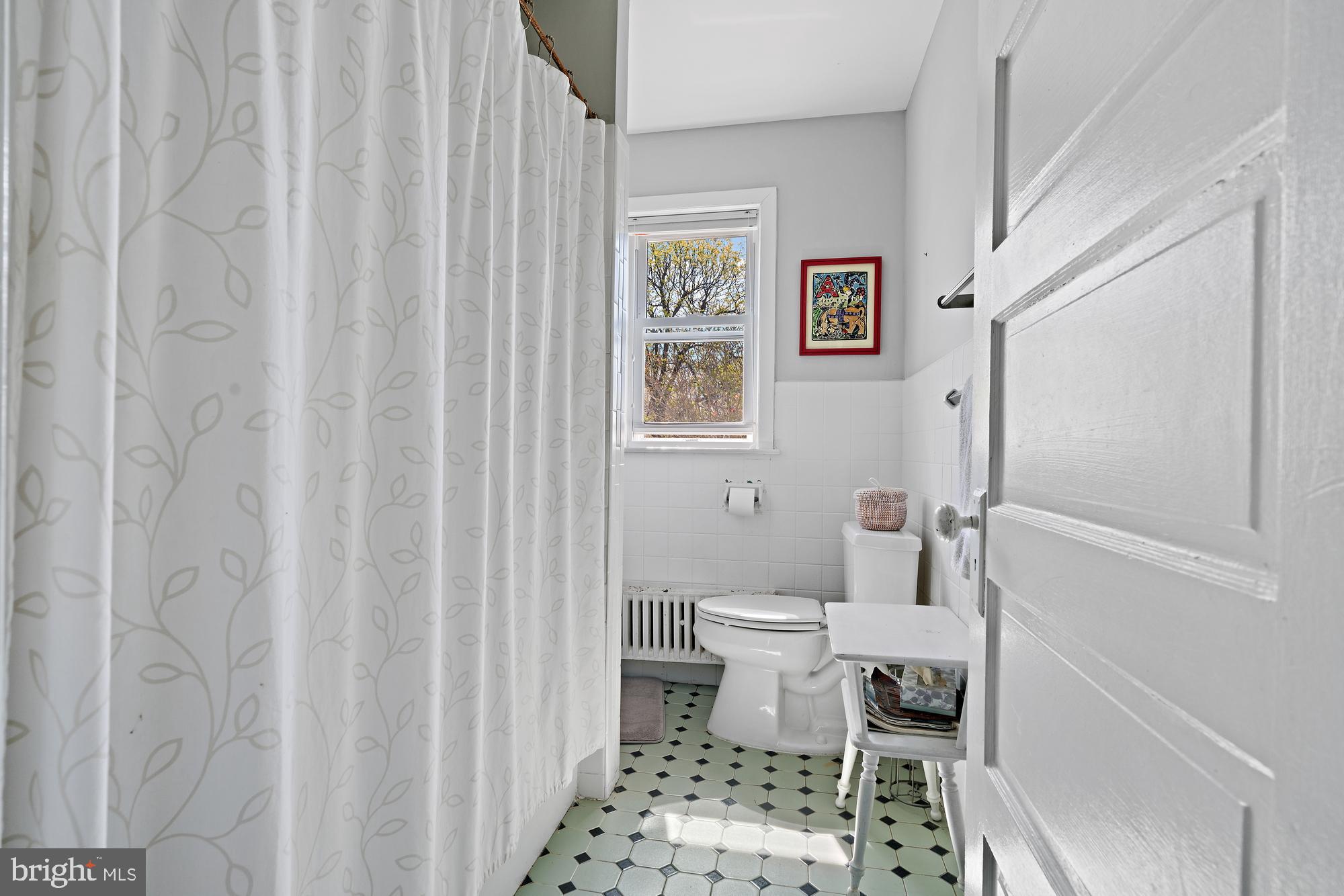 90 Jefferson Road Princeton, NJ 08540 - Photo 30 of 56 BATH #2: 2nd floor Tub/ shower combo