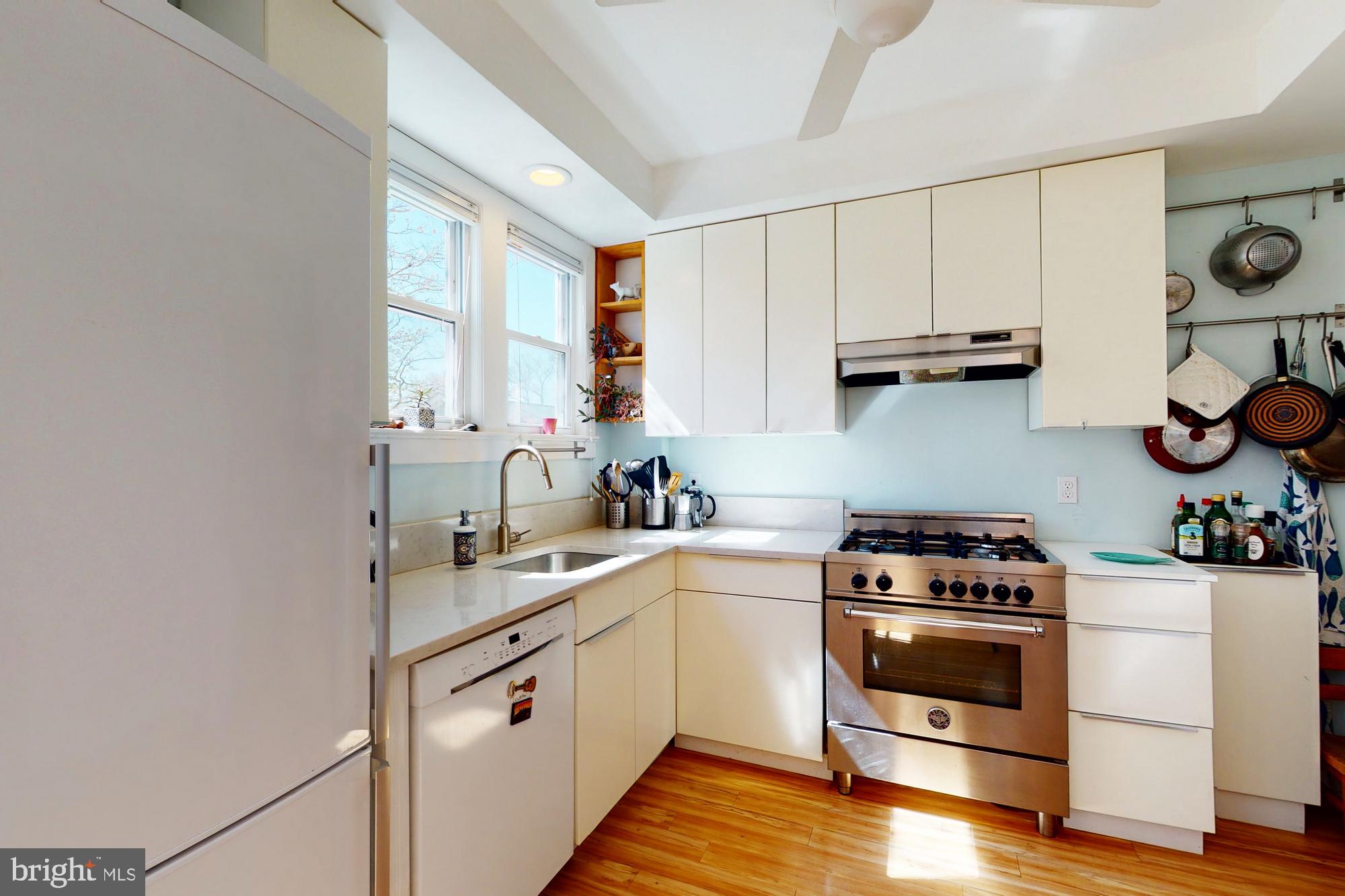 90 Jefferson Road Princeton, NJ 08540 - Photo 6 of 56 Bertazzoni Italian stove 4 burner gas/ hood vent