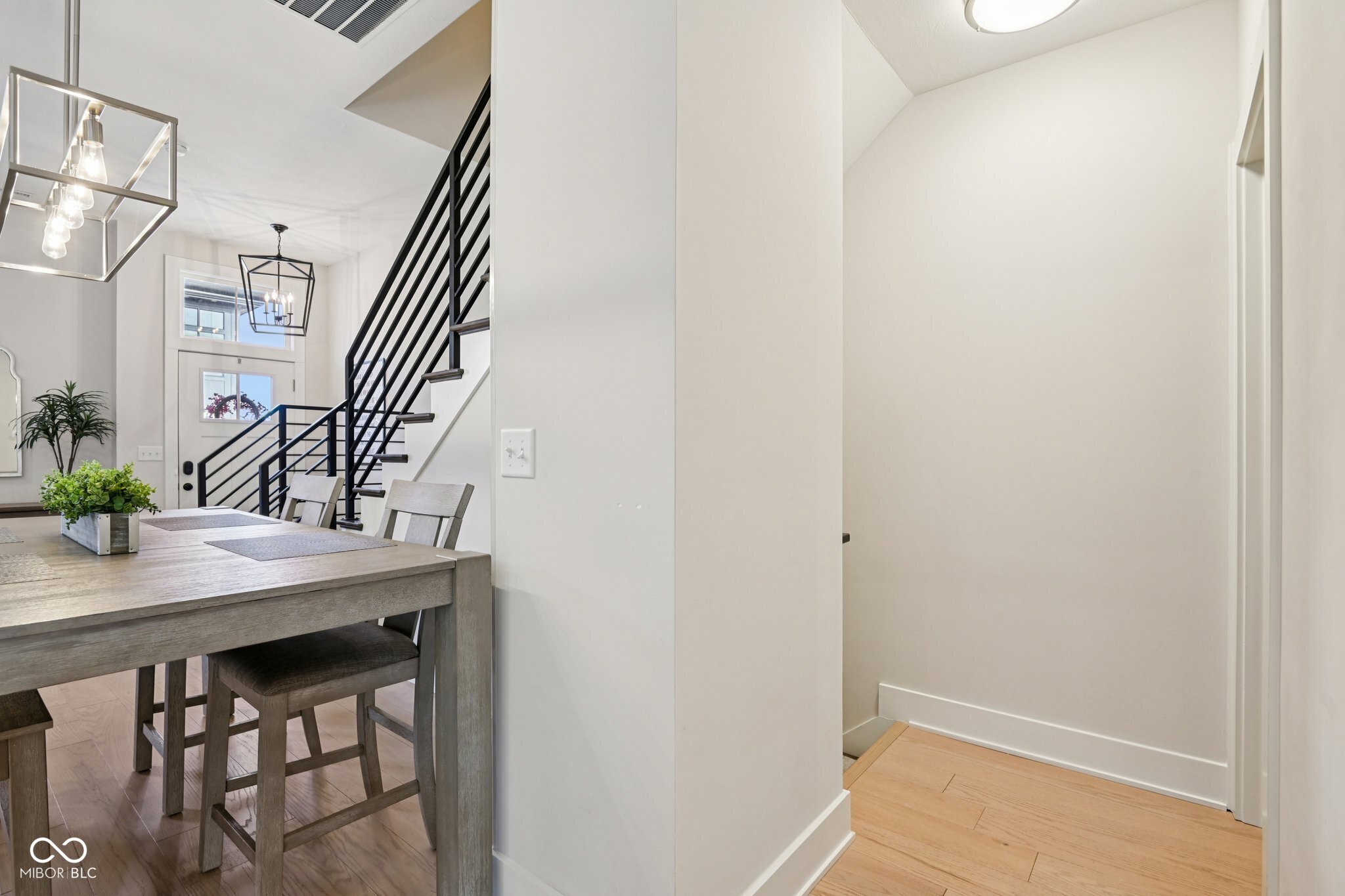 237 Poplar Street Westfield, IN 46074 - Photo 13 of 57