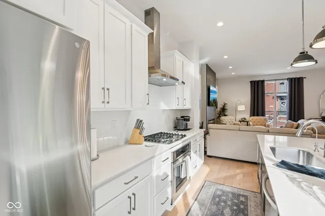 $579,900 | 237 Poplar Street, Westfield, IN 46074