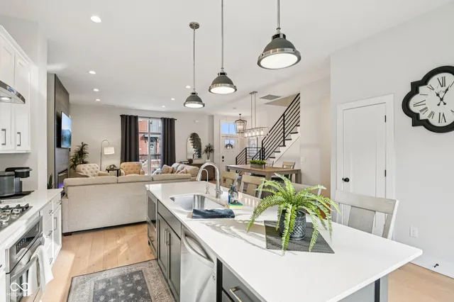 $579,900 | 237 Poplar Street, Westfield, IN 46074