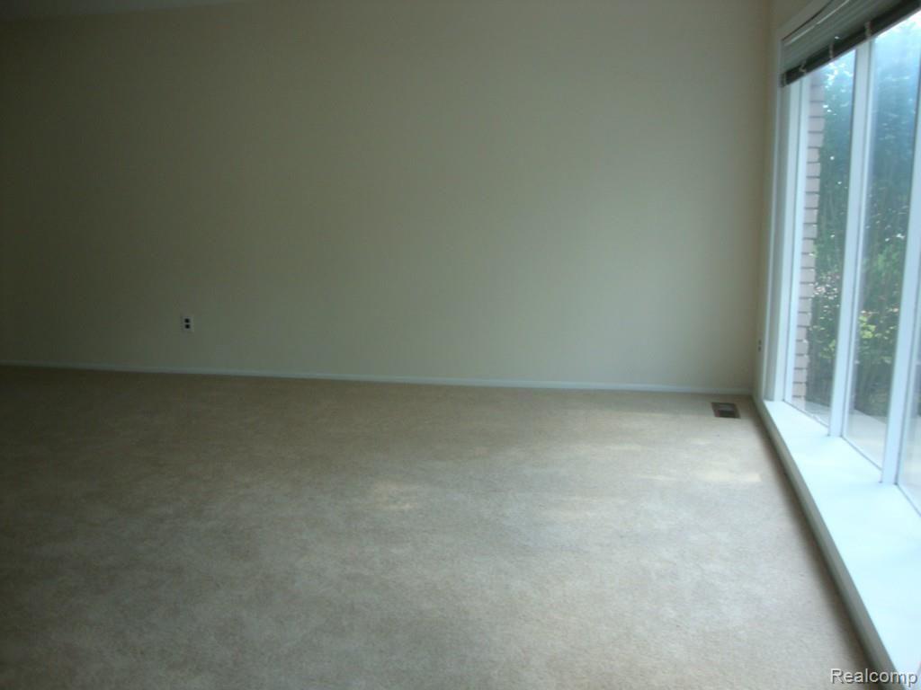 Versailles livingroom.jpg