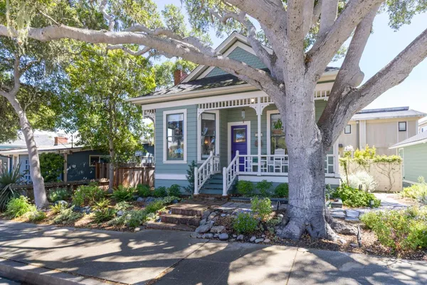 $1,400,000 | 215 Lobos Avenue, Pacific Grove, CA 93950