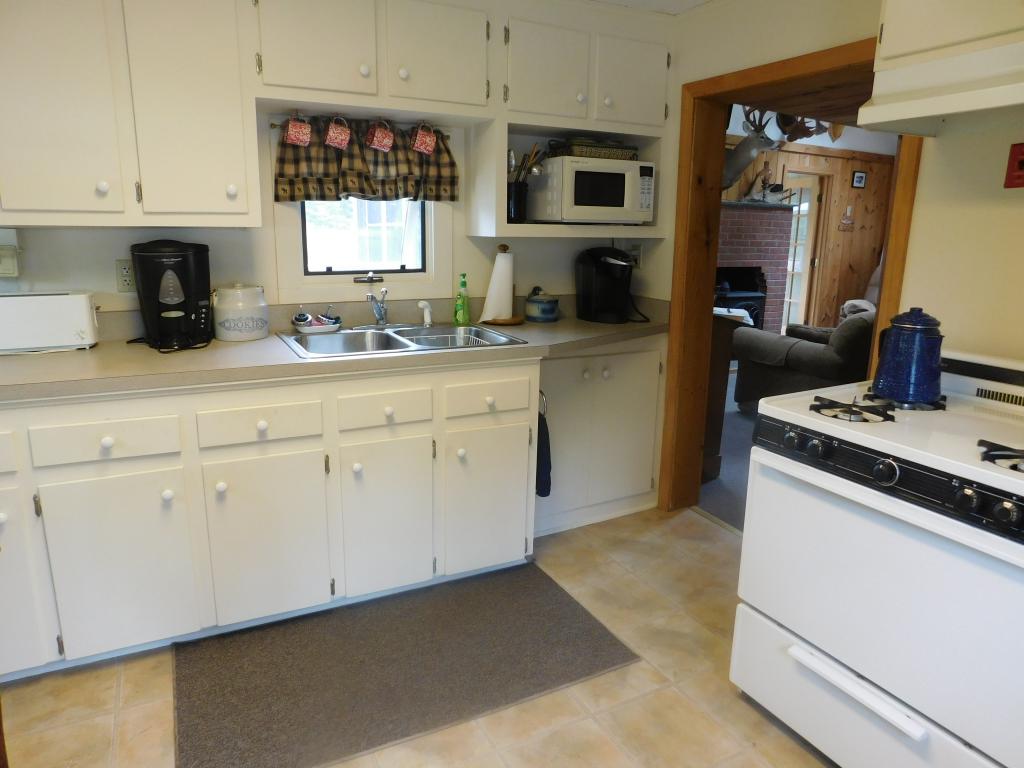 2746 Dam Road Errol, NH 03579 - Photo 6 of 31