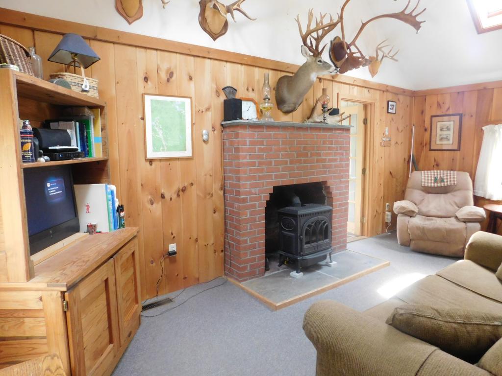 2746 Dam Road Errol, NH 03579 - Photo 8 of 31