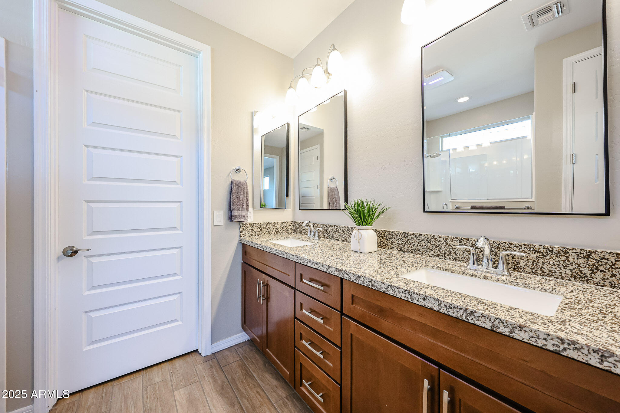 18062 West Amber Ridge Way Goodyear, AZ 85338 - Photo 22 of 68 Double Sinks