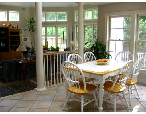 72 Ferncroft Road Newton, MA 02468 - Photo 4 of 6