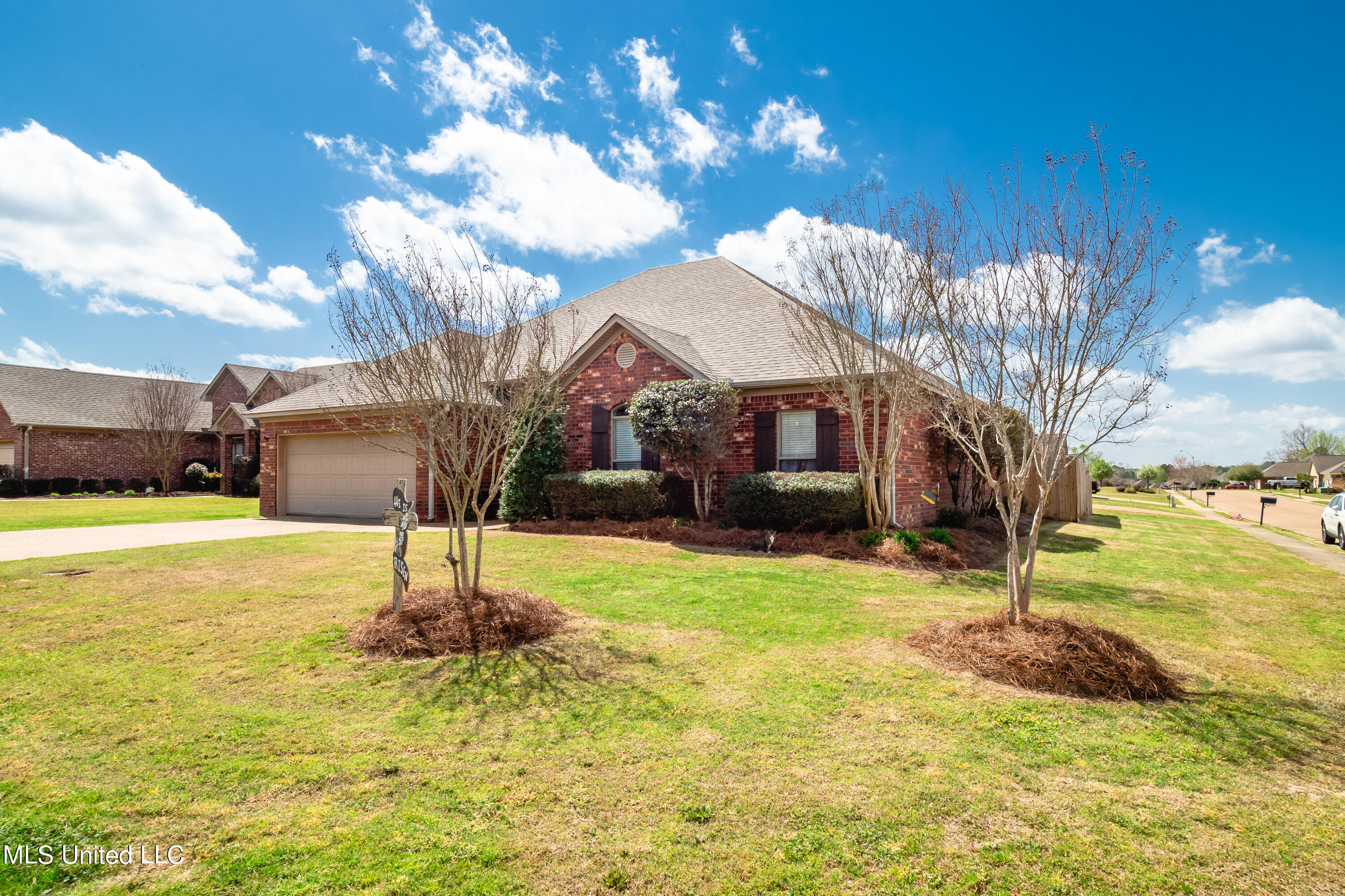 146 Copper Ridge Lane Florence, MS 39073 - Photo 2 of 26 Corner Lot