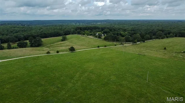 $949,000 | 20372 County Road 6380, Edgar Springs, MO 65462