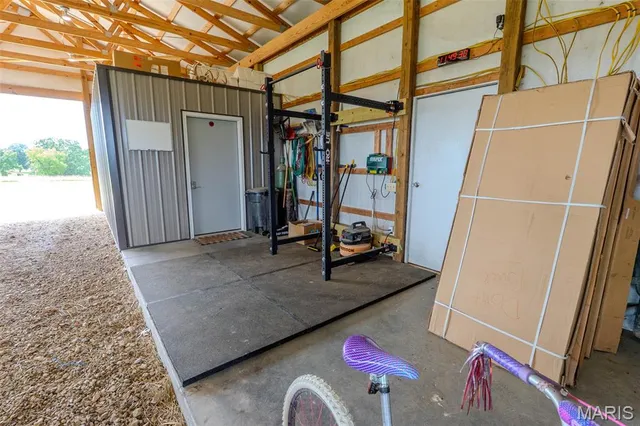 $949,000 | 20372 County Road 6380, Edgar Springs, MO 65462