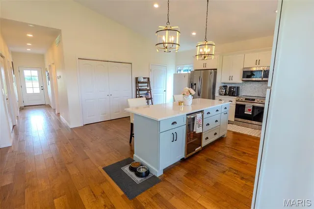 $949,000 | 20372 County Road 6380, Edgar Springs, MO 65462