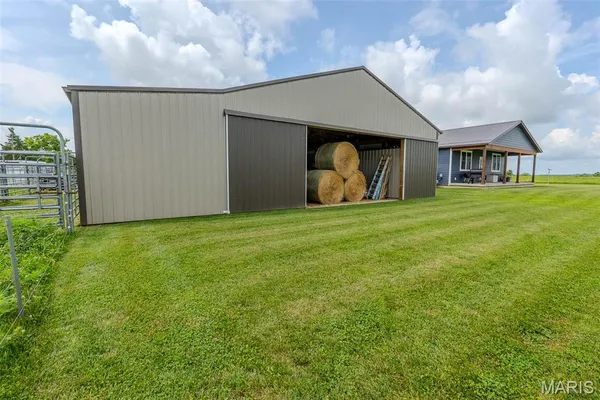 $949,000 | 20372 County Road 6380, Edgar Springs, MO 65462